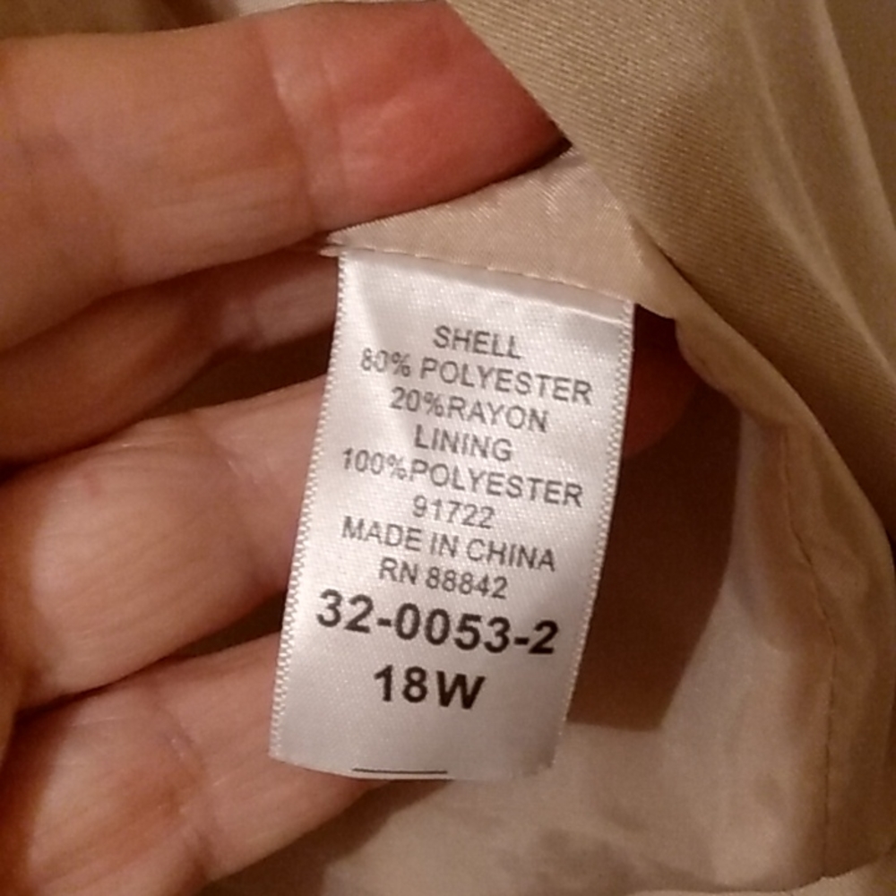 New Ladies Polyester Blend Jacket - image 6